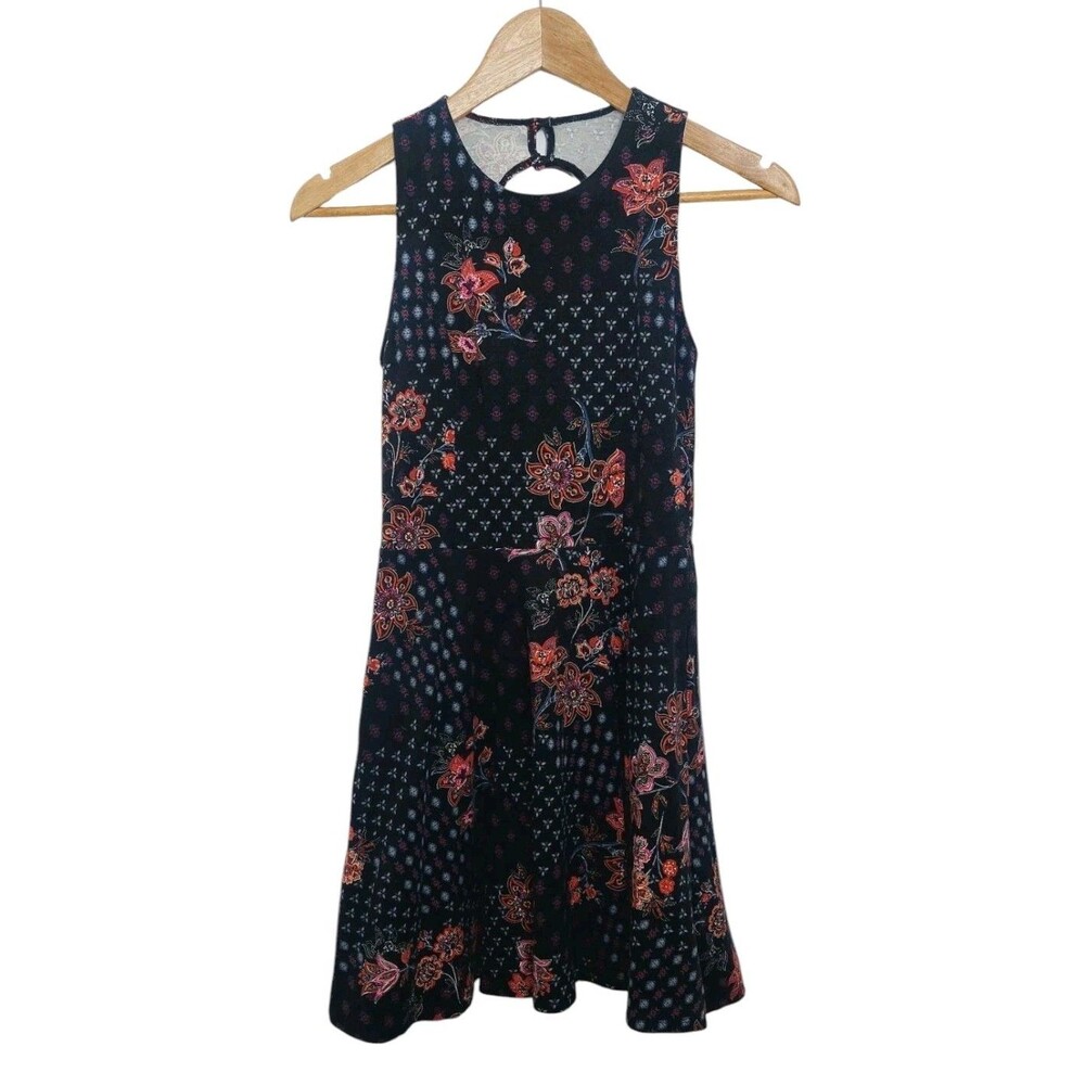 Hollister Juniors Size Small Dress Sleeveless Black Floral Skater